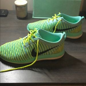 Women’s Nike Flyknit